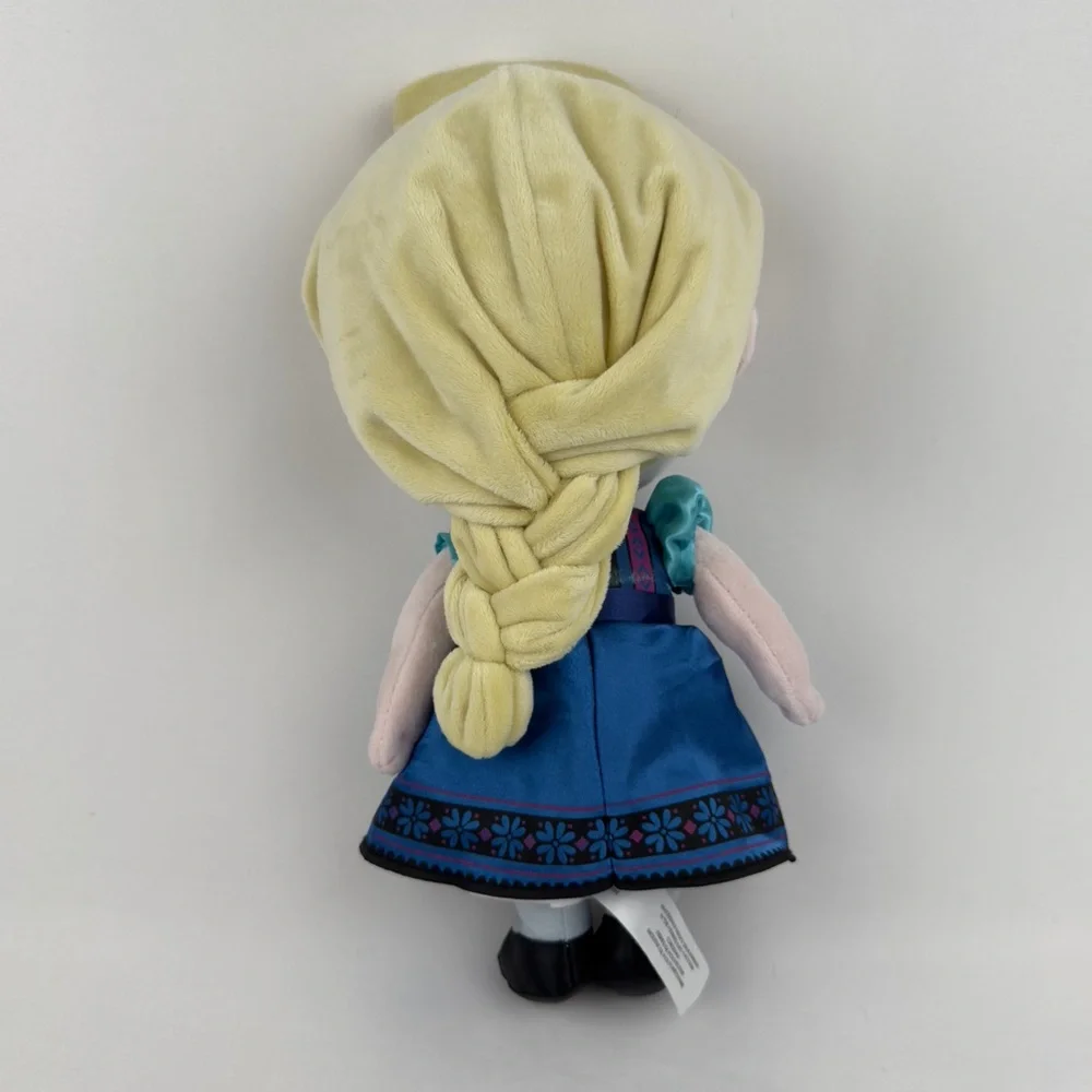 Disney Store Exclusive Authentic Frozen Toddler Elsa 12